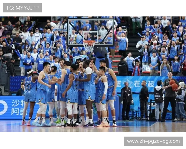 CBA足球队伍图片：CBA足球队的最新队伍图片与阵容